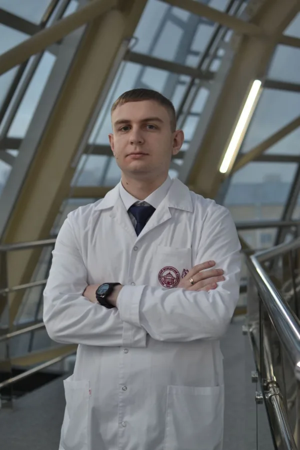 Антонов Антон Алексеевич