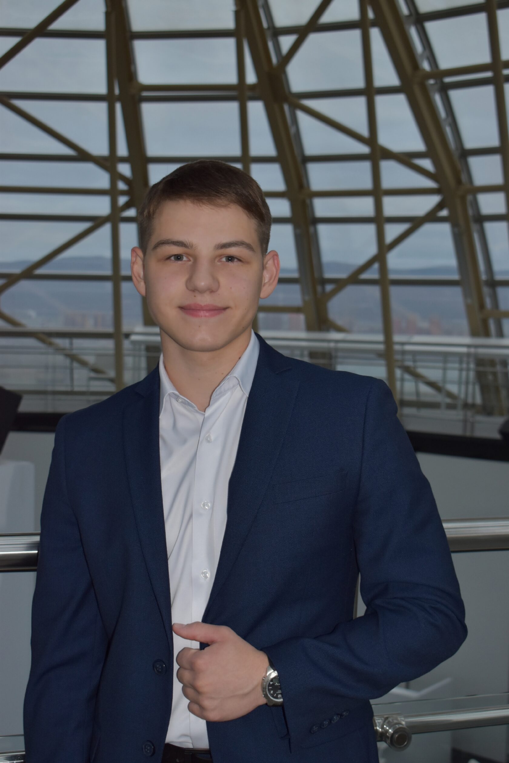 Андрей Ахметов