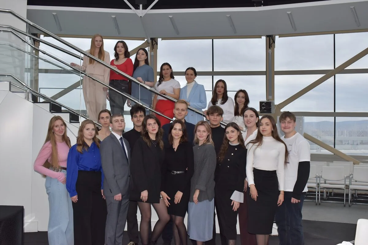 Команда НОЦ Молодёжная наука